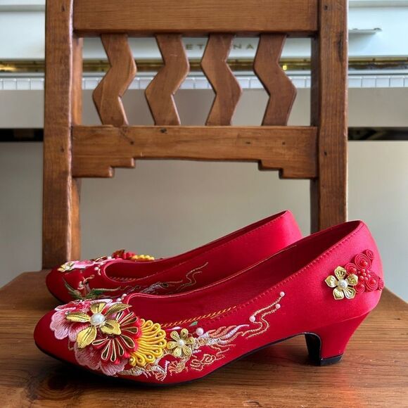 Chinese Wedding Red Floral Embroidered Wedding Shoes 39 - Picture 2 of 15